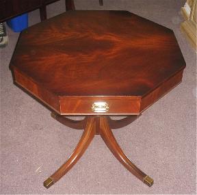 Duncan Phyfe Style Lamp Table With Flame Mahogany Top